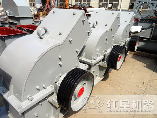 鵝卵石錘式破碎機(jī)工作原理及廠家分析
