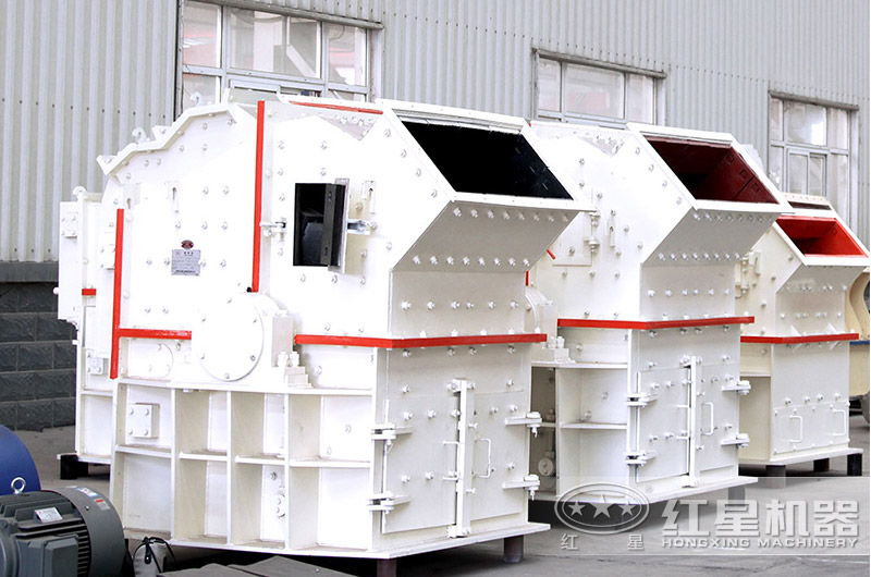 小型細碎機設(shè)備款型多樣