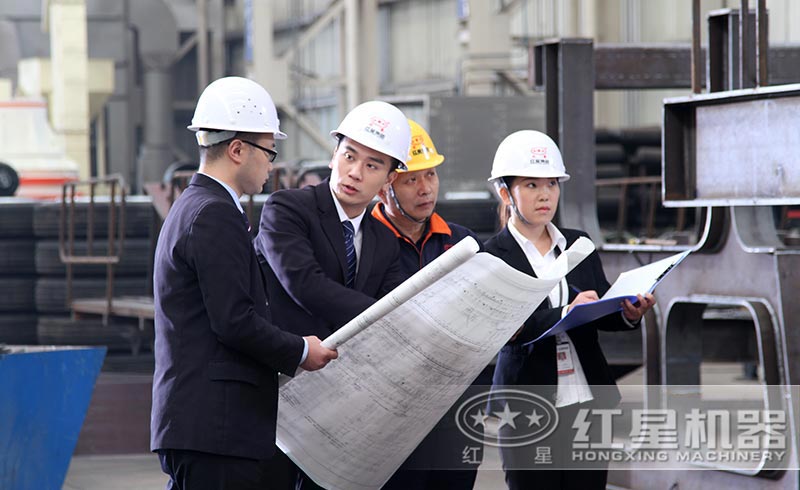 技術(shù)經(jīng)理根據(jù)用戶的生產(chǎn)條件一對(duì)一選型中