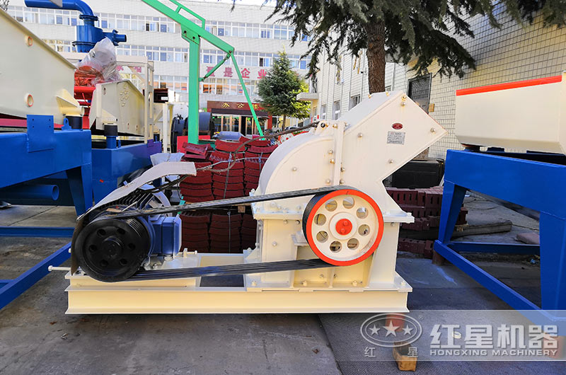 小型錘破機(jī)近距離外觀